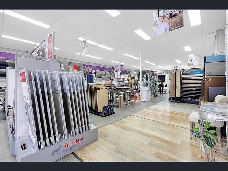 A Unique Dual Brand Opportunity | Two Complementary Franchises, One Business A Unique Dual Brand Opportunity | Two Complementary Franchises, One Business