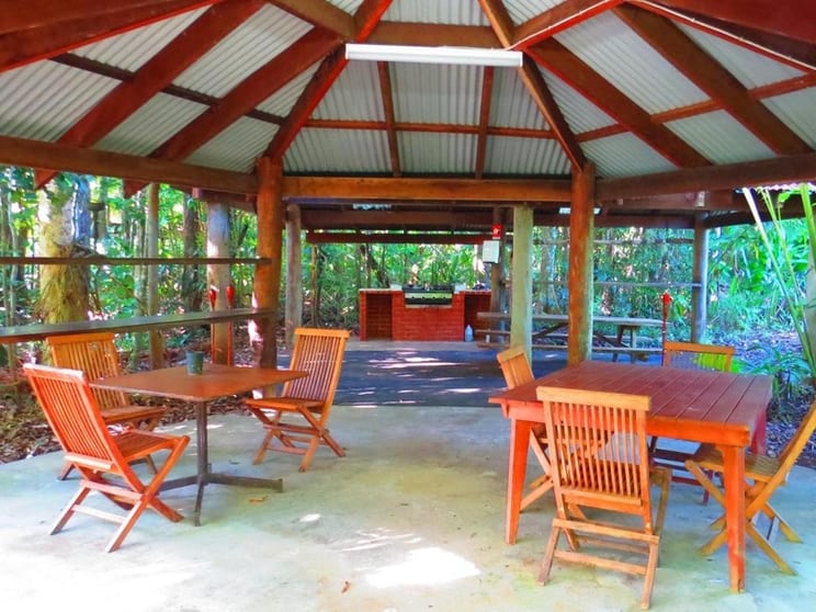A Rare Rainforest Retreat with Relaunch Potential A Rare Rainforest Retreat with Relaunch Potential