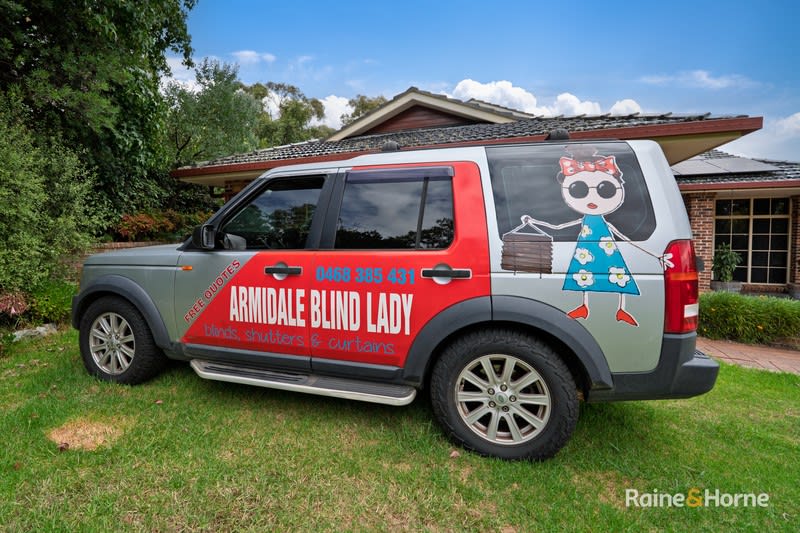 Business for Sale - The Armidale Blind Lady Business for Sale - The Armidale Blind Lady