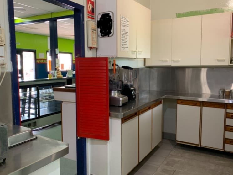 Freehold Bakery/cafe And House For Sale Freehold Bakery/cafe And House For Sale