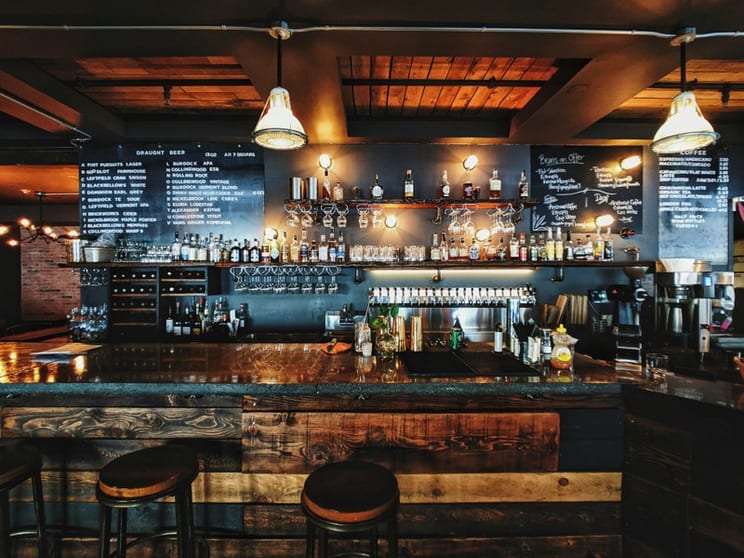 Well-Known Bar & Restaurant in Thornbury  Spacious 120-Seat Venue [2603201]
