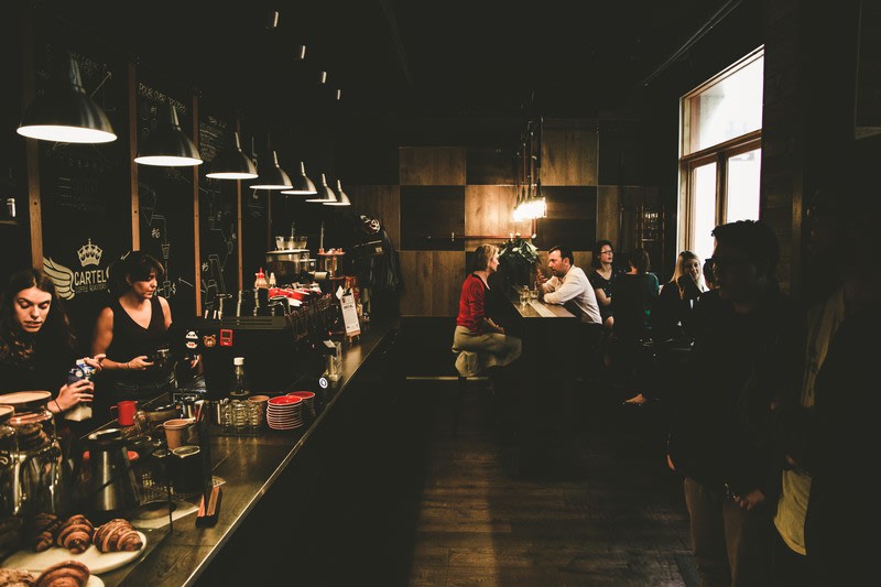 Well-Known Bar & Restaurant in Thornbury  Spacious 120-Seat Venue [2603201]
