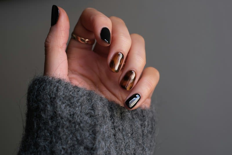 Fully Managed and highly profitable Nail & Beauty Salon for Sale  Near Moorabbin [2603253]