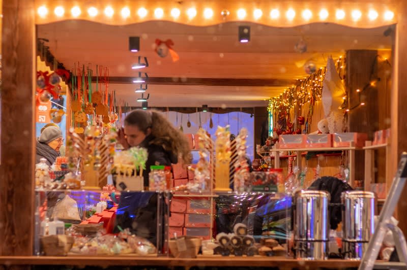 Established Somerton Party Supply Business  Retail  $275K + SAV [2603281]