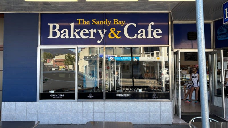 Price adjusted as owners retiring - Established Sandy Bay Bakery & Café with Loyal Local Following