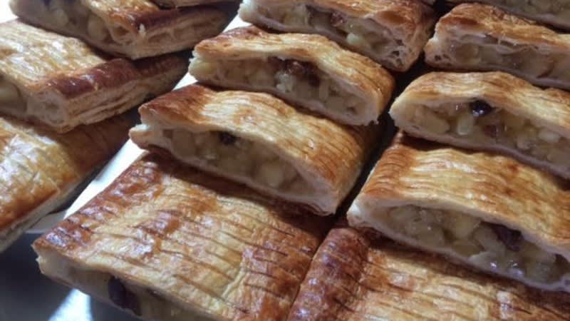 Price adjusted as owners retiring - Established Sandy Bay Bakery & Café with Loyal Local Following