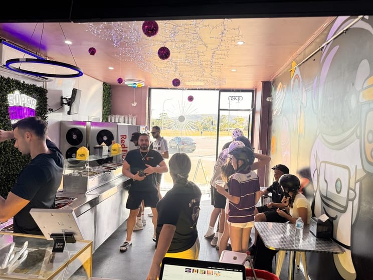 Supernova Dessert Bar Well-known Brand | Prime Location | High Growth | Huge Upside