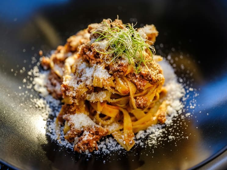 Italian Restaurant and Takeaway | 13k tks & 25 hr of Operation p.w | Beaumaris | Asking 199k [2603282]