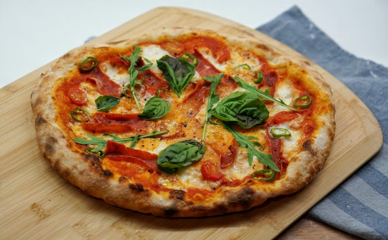 Italian Restaurant and Takeaway | 13k tks & 25 hr of Operation p.w | Beaumaris | Asking 199k [2603282]