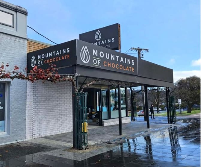 LEASEHOLD - Mountains Of Chocolate Cafe, Ararat VIC - 1P0588 LEASEHOLD - Mountains Of Chocolate Cafe, Ararat VIC - 1P0588