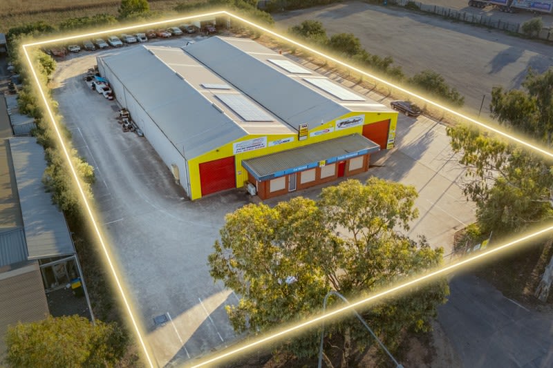Freehold Automotive Repair Business Sale - 4303sqm of Land Included Freehold Automotive Repair Business Sale - 4303sqm of Land Included