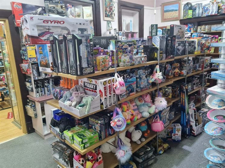 Iconic Toy & Games Retailer Iconic Toy & Games Retailer