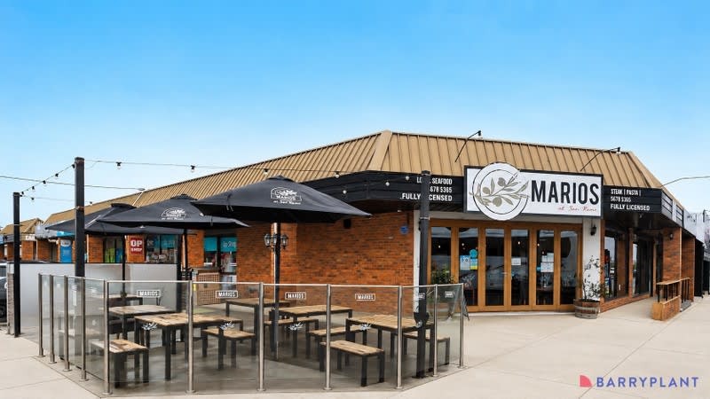 Profitable Waterfront Restaurant High-End Hospitality Venue Profitable Waterfront Restaurant High-End Hospitality Venue
