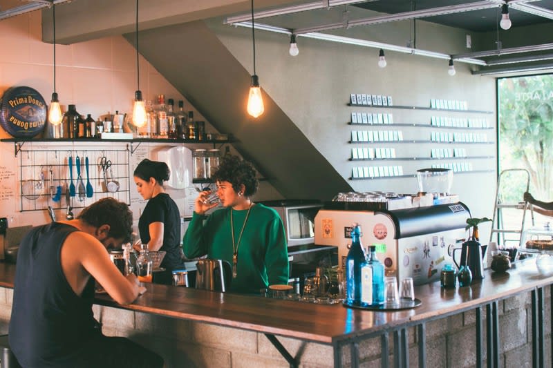Coburg Café  $5-7K Weekly Turnover, 1520kg Coffee Sales, Loyal Local Trade [2604142]