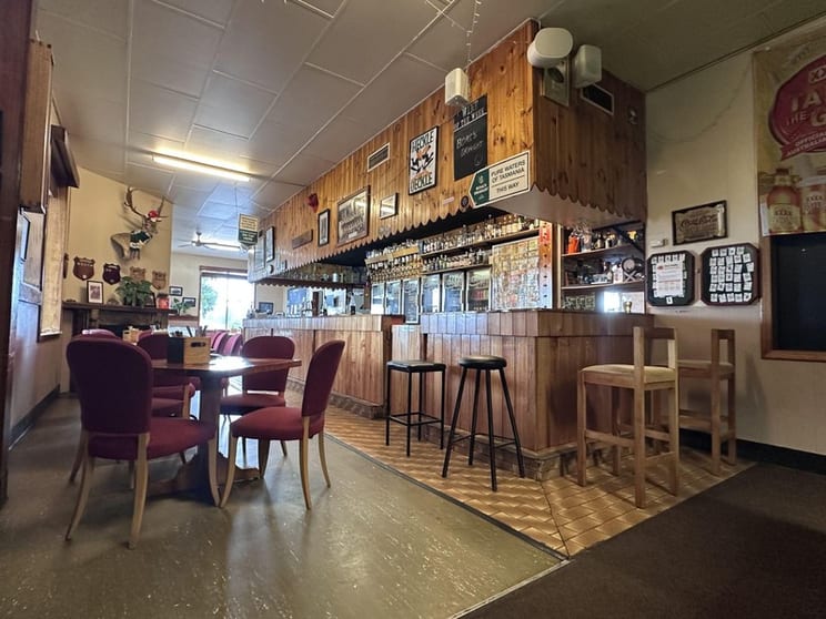 15 Room Profitable Hotel Iconic FHGC Bischoff Tasmania $1mill+ T/O Growth Potential Lifestyle Biz 15 Room Profitable Hotel Iconic FHGC Bischoff Tasmania $1mill+ T/O Growth Potential Lifestyle Biz