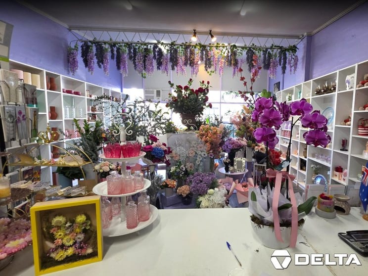 [abs-102] Florist With 48 Years History For Sale