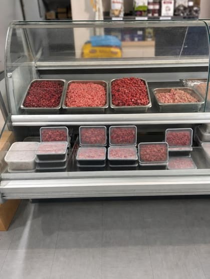 Retail Pet Food High Turnover for sale Retail Pet Food High Turnover for sale