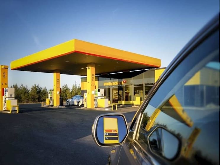 Prime Development Site - Suit Service Station - Freehold Prime Development Site - Suit Service Station - Freehold