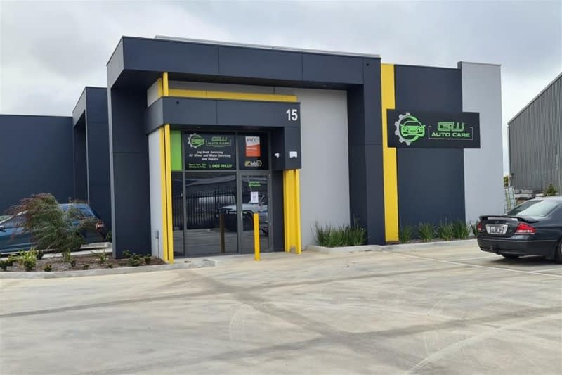 Earn From Day One at GW Auto Care Earn From Day One at GW Auto Care