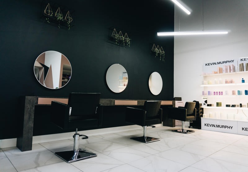 Modern Beauty Salon for Sale  High Foot Traffic Shopping Centre Location [2605072]