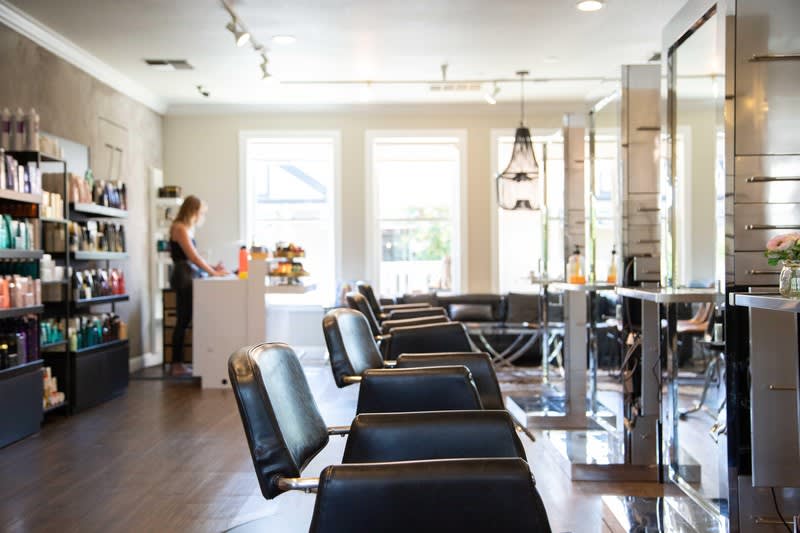 Hair & Beauty Salon | $7K PW | Very Low Rent $520 pw| Same Owner for 16 Years | $3-4k PW Profit [2605124]