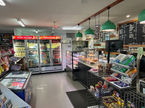 General Store, Cafe & Petrol Station in Dederang Regional Victoria (JASW0066)