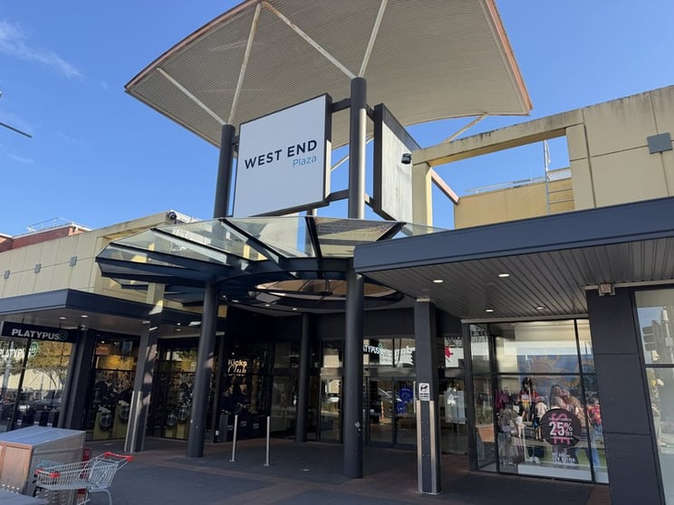 LEASEHOLD - Muffin Break, Albury - 1P0602