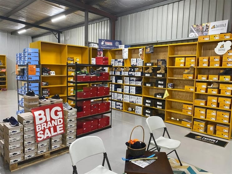 Established Regional Retail Business + Industrial Freehold Established Regional Retail Business + Industrial Freehold