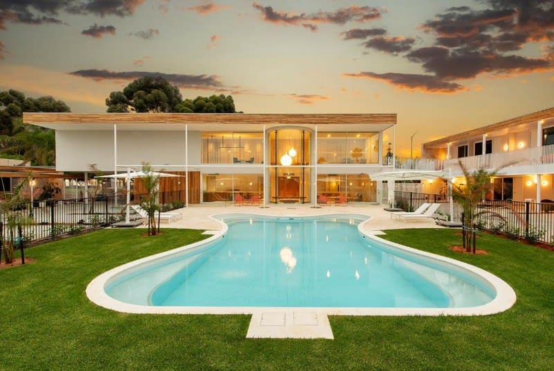Luxury Boutique Hotel for Sale in Mildura Luxury Boutique Hotel for Sale in Mildura