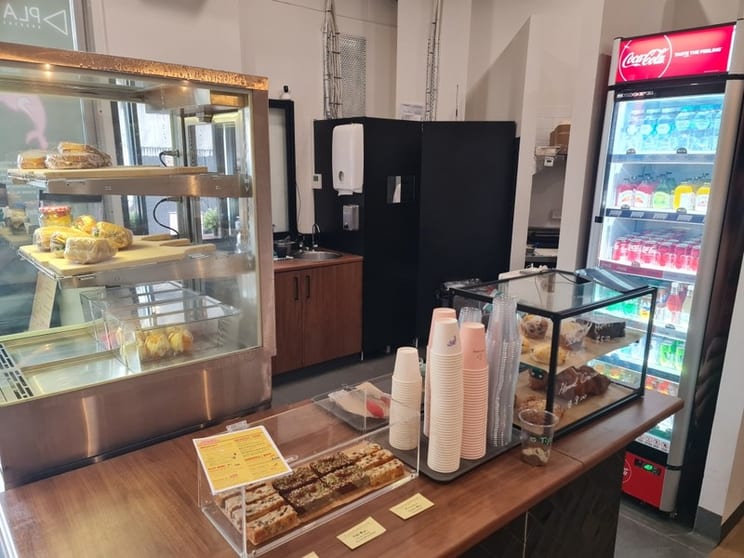Light Cooking Café in Major Business Park | Rent Only $400 PW | Exclusive Food Rights Light Cooking Café in Major Business Park | Rent Only $400 PW | Exclusive Food Rights