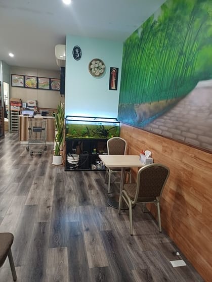 Outstanding Opportunity: Prime Shopping Centre Restaurant for Sale