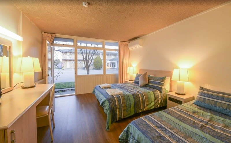 Large 41 Unit Seasonal Motel for Sale - Snowy Mountains Large 41 Unit Seasonal Motel for Sale - Snowy Mountains