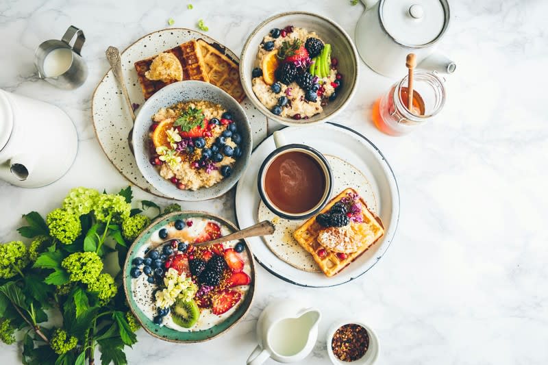 Thriving Café Opportunity in Melbourne's Prestigious South-East | 6 Days Trading | $15K Takings PW | 100+ Seating [2606251]