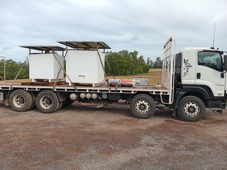 Brisbane, Bathurst to Mackay runs. Strong independent transport carrier company. Brisbane, Bathurst to Mackay runs. Strong independent transport carrier company.