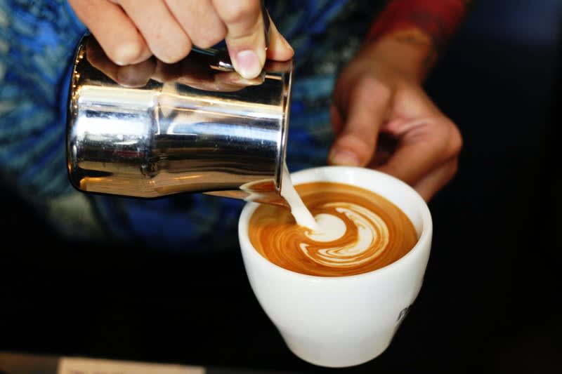 Booming Cafe in Shopping centre - in the middle of a residential growth area
