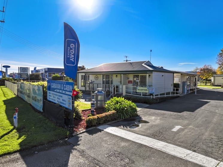 Neat as a pin Leasehold Caravan Park in Major Murray River City Neat as a pin Leasehold Caravan Park in Major Murray River City