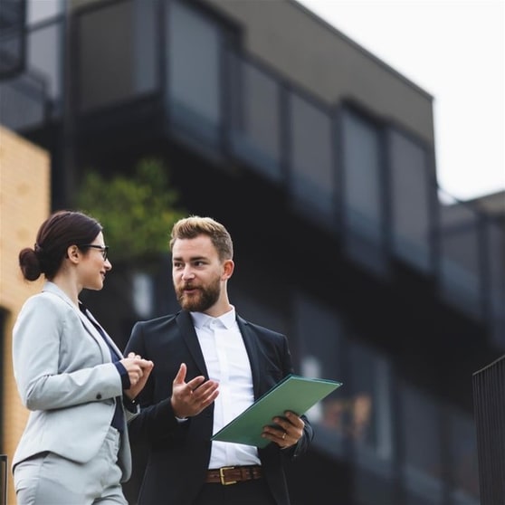 Leading Property Investment Advisory Business Leading Property Investment Advisory Business