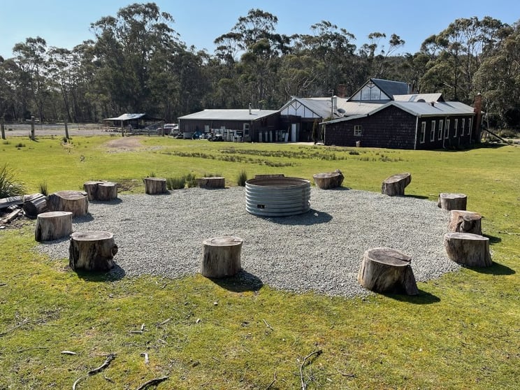Lake Leake Inn Tasmania's Most Talked About Country Pub Lake Leake Inn Tasmania's Most Talked About Country Pub