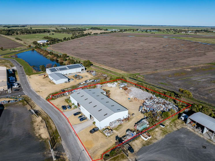 Naracoorte Recyclable Centre - Exceptional Regional Business Opportunity Naracoorte Recyclable Centre - Exceptional Regional Business Opportunity