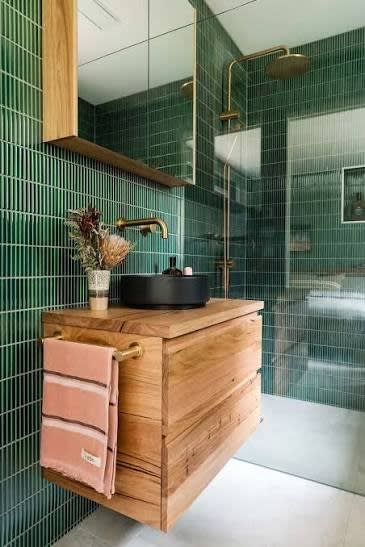 Cabinet Maker - Joinery UNDER CONTRACT Cabinet Maker - Joinery UNDER CONTRACT