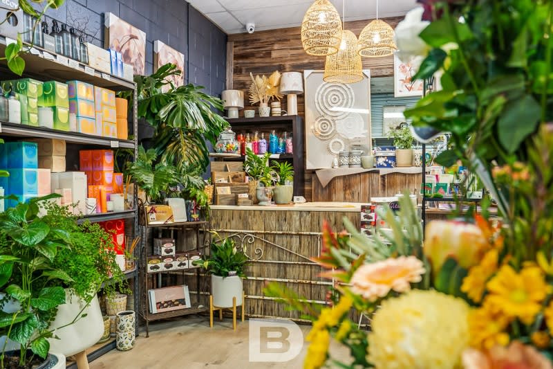 About Flowers Kyneton and Kyneton Florist About Flowers Kyneton and Kyneton Florist