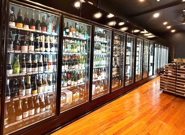 Bottle Shop & Cigarette Store in Box Hill, Rent $600p/w Bottle Shop & Cigarette Store in Box Hill, Rent $600p/w