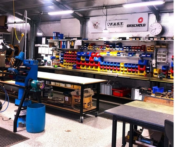 B2B Manufacturer With National Distribution B2B Manufacturer With National Distribution