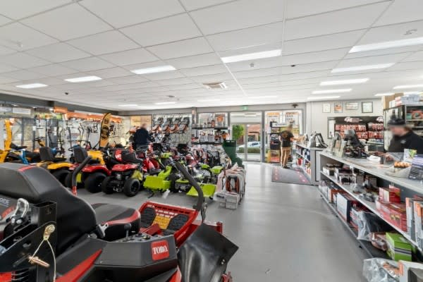 Mower Corner - Market-Leading Outdoor Power Equipment Dealership (IWR2652) Mower Corner - Market-Leading Outdoor Power Equipment Dealership (IWR2652)