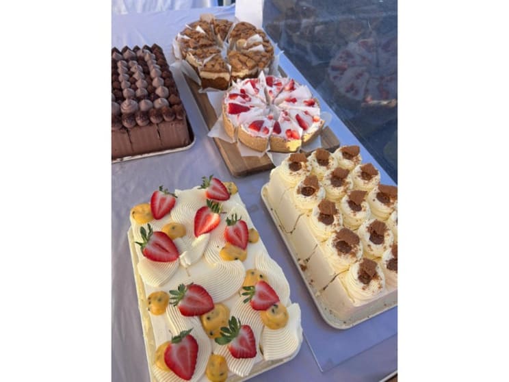 Award-Winning Cake and Café Business, Sutherland Shire, 4 Revenue Streams Award-Winning Cake and Café Business, Sutherland Shire, 4 Revenue Streams