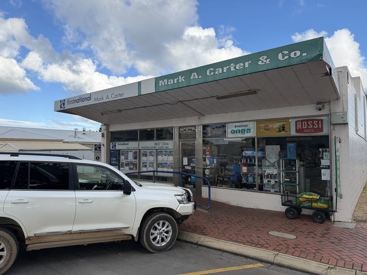Established Rural Merchandise & Livestock Business Established Rural Merchandise & Livestock Business
