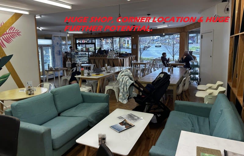 Big, bright Cafe