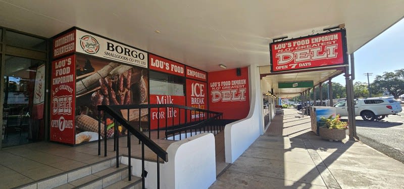 50+ Year Established Deli & Café Prime Location & Growth Opportunity 50+ Year Established Deli & Café Prime Location & Growth Opportunity