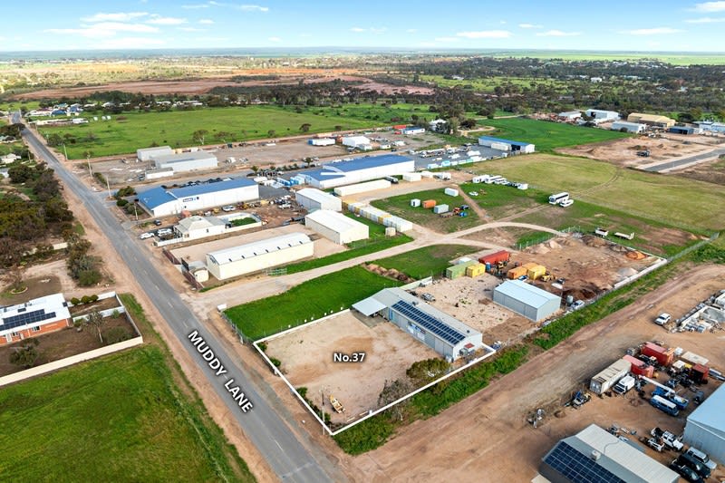 Fully Equipped Automotive Workshop Opportunity In North Moonta