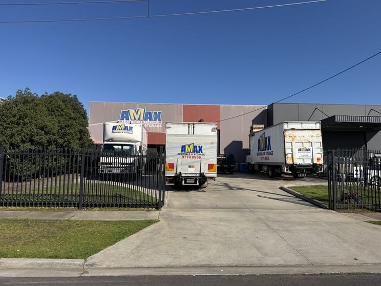 Furniture Removal & Storage company up for sale Furniture Removal & Storage company up for sale